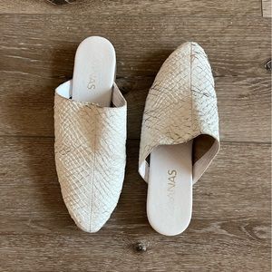 Kaanas white slides Sz 7